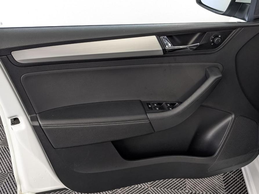 Skoda Rapid I Рестайлинг Москва  - изображение 19
