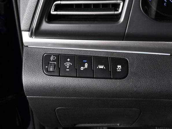Hyundai Avante VI Рестайлинг с пробегом 2020 года, цена 1 799 000 рублей, 78785 км, седан, Автокод Объявления