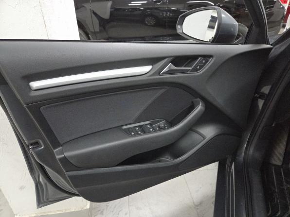 Audi A3 III (8V) с пробегом 2014 года, цена 1 099 000 рублей, 172591 км, седан, Автокод Объявления