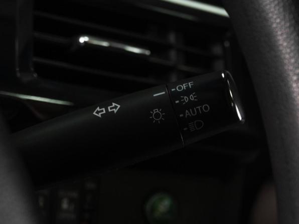 Honda Stepwgn V Рестайлинг с пробегом 2017 года, цена 1 849 000 рублей, 181390 км, минивэн, Автокод Объявления