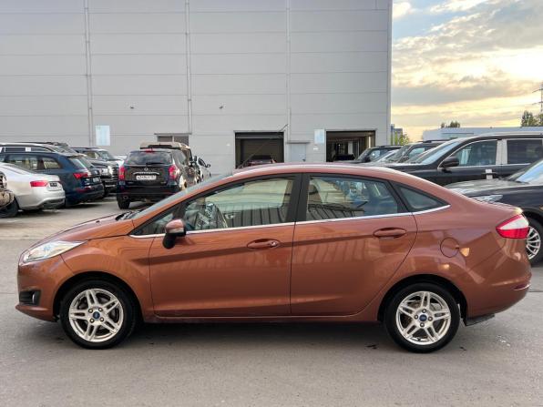Ford Fiesta Mk6 Рестайлинг с пробегом 2015 года, цена 750 000 рублей, 145000 км, седан, Автокод Объявления