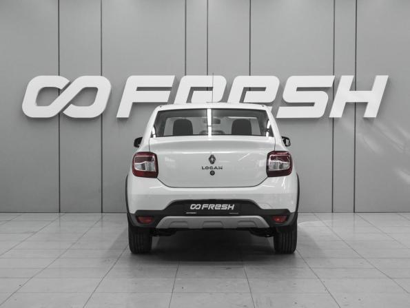 Renault Logan II Рестайлинг с пробегом 2022 года, цена 1 449 000 рублей, 37835 км, седан, Автокод Объявления