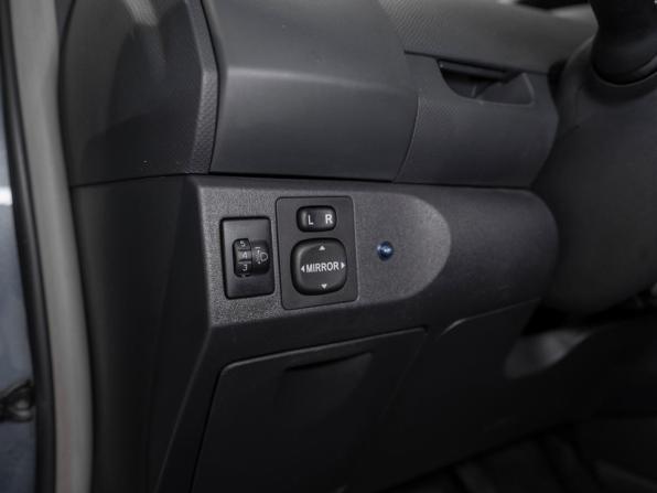 Toyota Yaris II с пробегом 2008 года, цена 595 000 рублей, 149442 км, хэтчбек, Автокод Объявления
