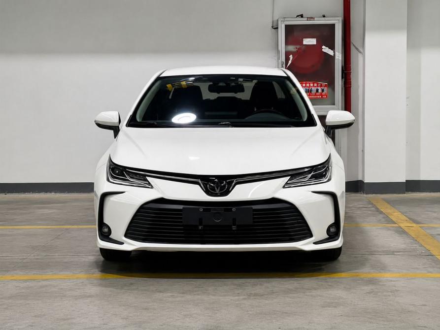 Toyota Corolla XI (E160 E170) Рестайлинг 2 Ростов-на-Дону  - изображение 2