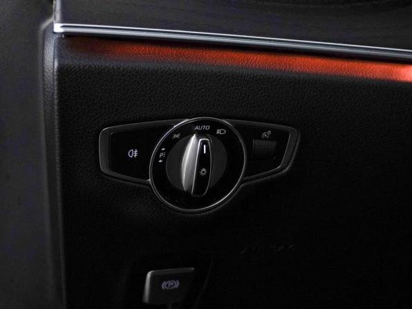 Mercedes-Benz E-Класс V (W213 S213 C238) с пробегом 2019 года, цена 2 977 077 рублей, 184111 км, седан, Автокод Объявления