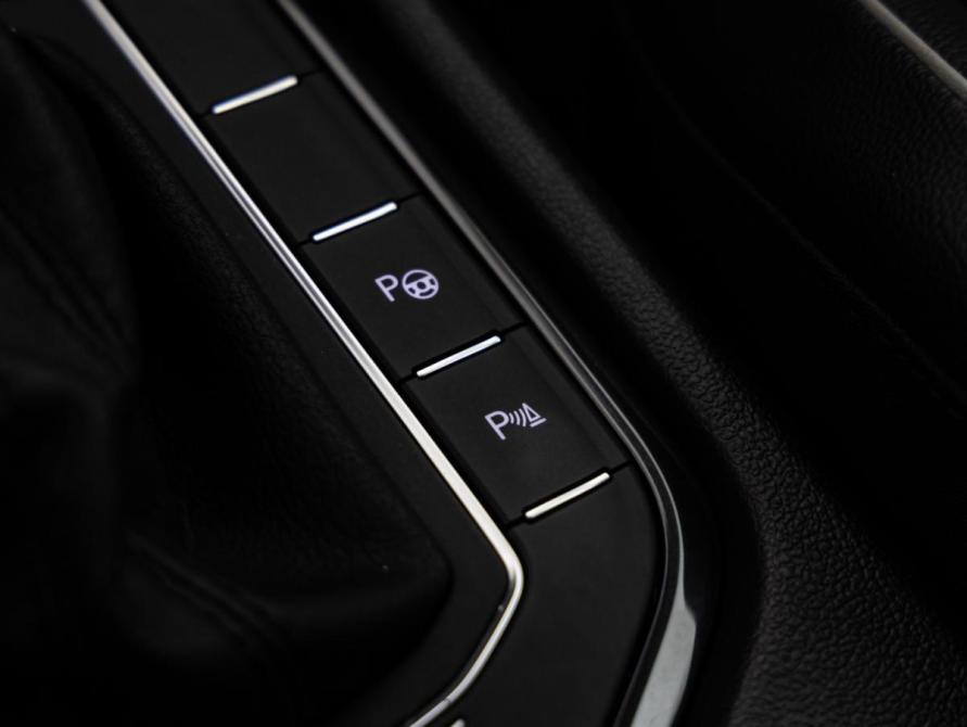 Volkswagen Tiguan II Санкт-Петербург  - изображение 19
