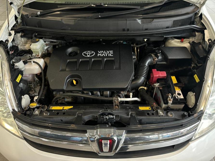 Toyota ISis I Рестайлинг Санкт-Петербург  - изображение 10