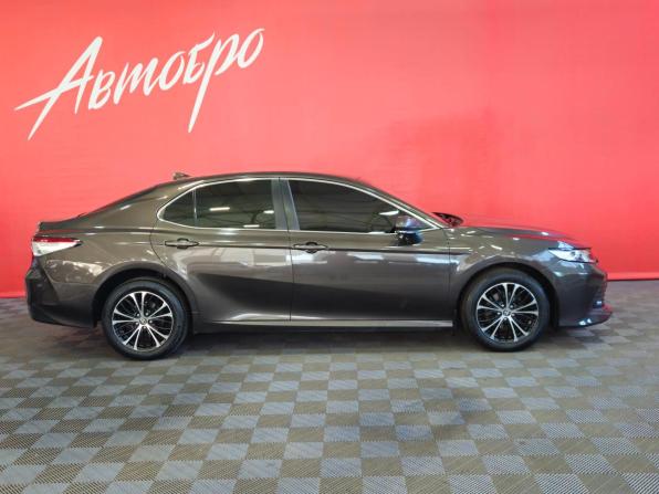 Toyota Camry VIII (XV70) с пробегом 2019 года, цена 2 060 000 рублей, 195928 км, седан, Автокод Объявления