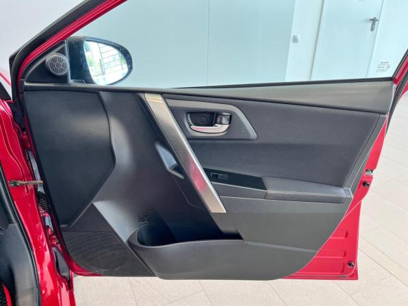 Toyota Auris II с пробегом 2013 года, цена 1 190 000 рублей, 188618 км, хэтчбек, Автокод Объявления
