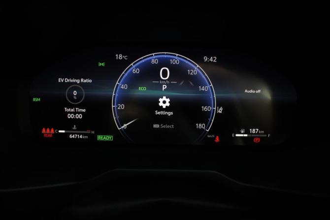 Toyota RAV4 V (XA50) с пробегом 2023 года, цена 4 300 000 рублей, 67800 км, внедорожник, Автокод Объявления
