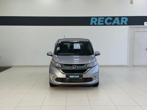 Honda Freed II с пробегом 2017 года, цена 1 460 000 рублей, 117216 км, компактвэн, Автокод Объявления