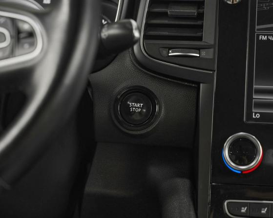 Renault Koleos II с пробегом 2017 года, цена 1 599 000 рублей, 139200 км, внедорожник, Автокод Объявления