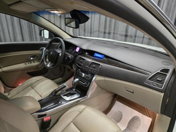Renault Latitude I с пробегом 2011 года, цена 775 000 рублей, 250000 км, седан, Автокод Объявления