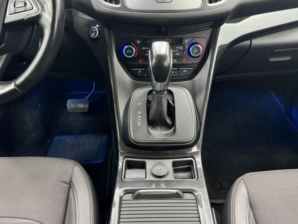 Ford Kuga II Рестайлинг с пробегом 2017 года, цена 1 742 000 рублей, 91782 км, внедорожник, Автокод Объявления