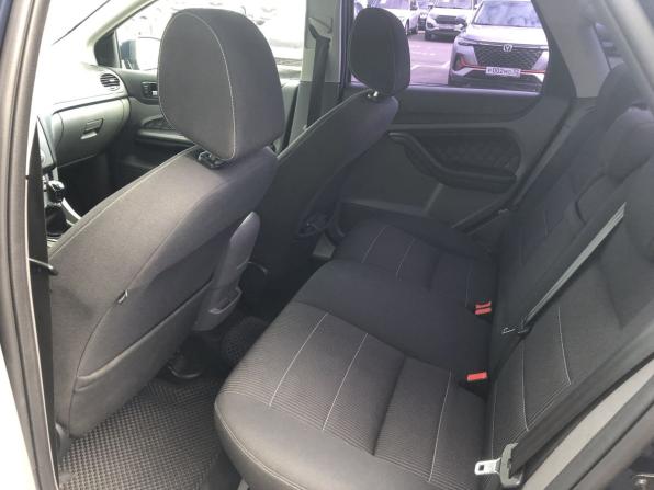 Ford Focus II Рестайлинг с пробегом 2010 года, цена 610 000 рублей, 360000 км, седан, Автокод Объявления