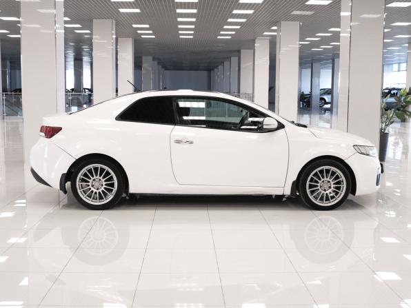 Kia Cerato II с пробегом 2011 года, цена 550 000 рублей, 246068 км, купе, Автокод Объявления