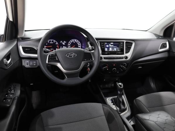 Hyundai Solaris II с пробегом 2019 года, цена 1 489 000 рублей, 76572 км, седан, Автокод Объявления