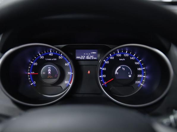 Hyundai ix35 I Рестайлинг с пробегом 2013 года, цена 1 130 000 рублей, 221625 км, внедорожник, Автокод Объявления
