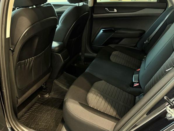 Kia K5 III с пробегом 2021 года, цена 2 280 000 рублей, 85000 км, седан, Автокод Объявления