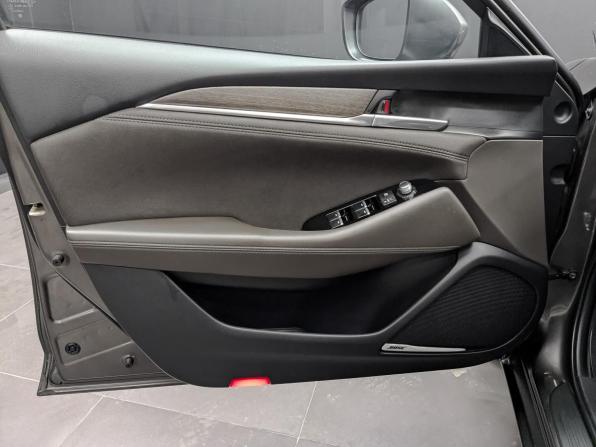 Mazda 6 III (GJ) Рестайлинг 2 с пробегом 2021 года, цена 2 480 000 рублей, 134609 км, седан, Автокод Объявления