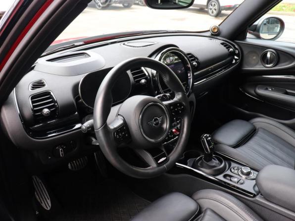 Mini Clubman II Рестайлинг с пробегом 2022 года, цена 4 550 000 рублей, 28576 км, универсал, Автокод Объявления