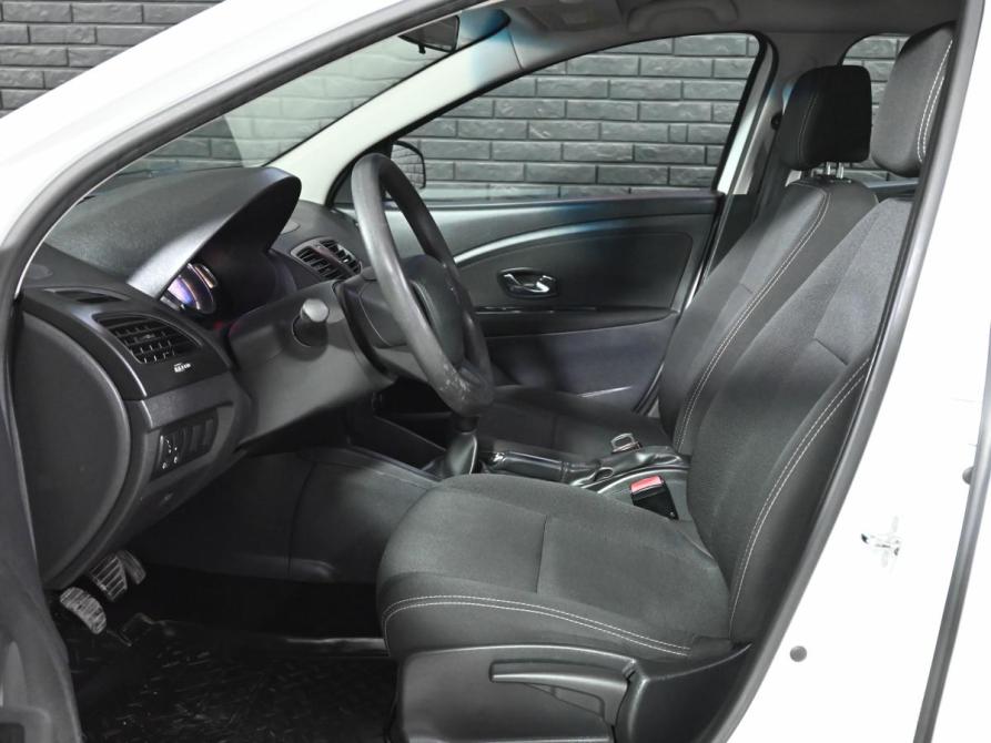 Renault Fluence I Рестайлинг Екатеринбург  - изображение 10