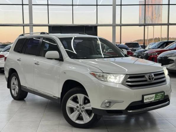 Toyota Highlander II (XU40) Рестайлинг с пробегом 2011 года, цена 1 799 000 рублей, 264155 км, внедорожник, Автокод Объявления