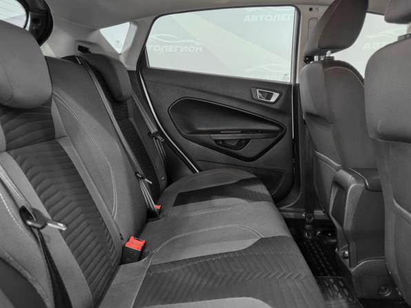 Ford Fiesta Mk6 Рестайлинг с пробегом 2015 года, цена 800 000 рублей, 76407 км, хэтчбек, Автокод Объявления