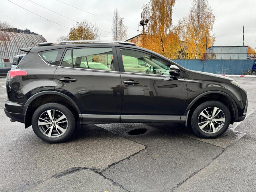 Toyota RAV4 IV (XA40) Рестайлинг Санкт-Петербург  - изображение 4