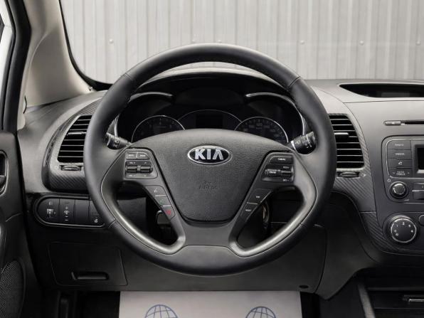 Kia Cerato III с пробегом 2014 года, цена 917 000 рублей, 133943 км, седан, Автокод Объявления
