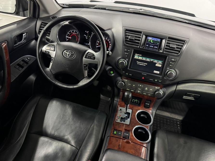 Toyota Highlander II (XU40) Рестайлинг Новосибирск  - изображение 19