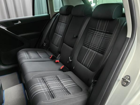Volkswagen Tiguan I Рестайлинг с пробегом 2015 года, цена 1 298 000 рублей, 140000 км, внедорожник, Автокод Объявления