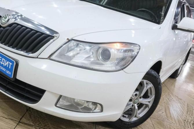Skoda Octavia II (A5) Рестайлинг с пробегом 2012 года, цена 749 000 рублей, 343000 км, лифтбек, Автокод Объявления
