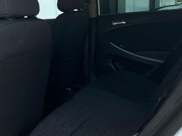 Hyundai Solaris I Рестайлинг с пробегом 2014 года, цена 870 000 рублей, 195649 км, седан, Автокод Объявления