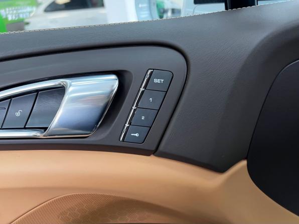 Porsche Cayenne II Рестайлинг (958) с пробегом 2016 года, цена 12 500 000 рублей, 27652 км, внедорожник, Автокод Объявления