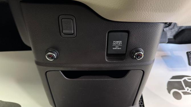 Honda N-BOX II с пробегом 2019 года, цена 925 000 рублей, 93751 км, минивэн, Автокод Объявления