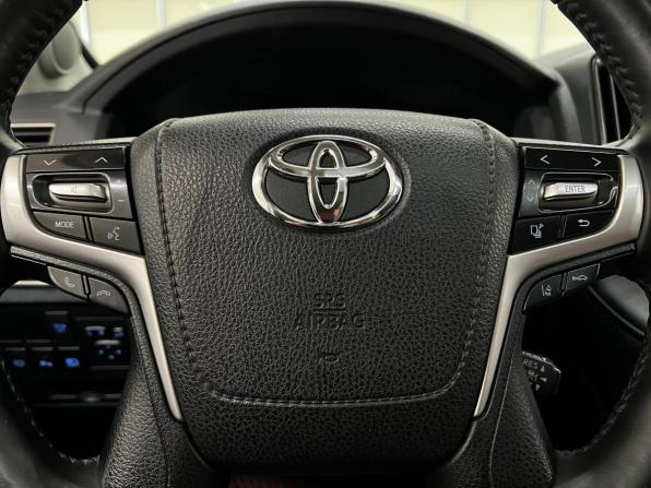 Toyota Land Cruiser 200 Series Рестайлинг 2 с пробегом 2016 года, цена 6 000 000 рублей, 125400 км, внедорожник, Автокод Объявления