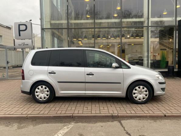 Volkswagen Touran I Рестайлинг с пробегом 2008 года, цена 613 000 рублей, 206067 км, минивэн, Автокод Объявления