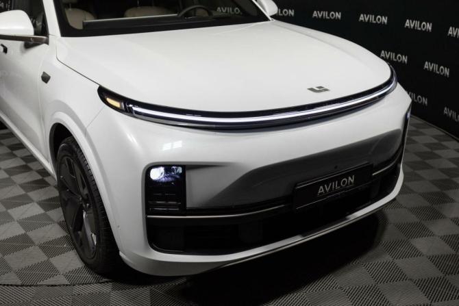 Новый Li Auto (Lixiang) L9 I Рестайлинг 2025 года, цена 11 600 000 рублей, внедорожник, Автокод Объявления