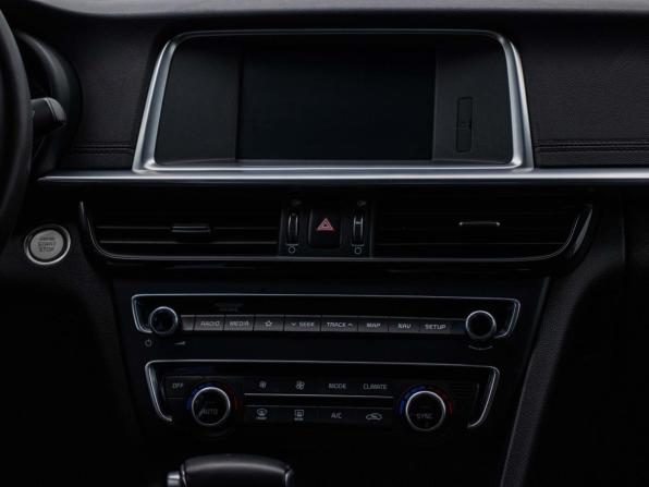 Kia Optima IV Рестайлинг с пробегом 2018 года, цена 1 702 000 рублей, 147729 км, седан, Автокод Объявления