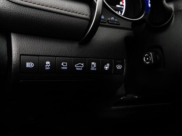 Toyota Camry VIII (XV70) с пробегом 2020 года, цена 2 499 000 рублей, 262332 км, седан, Автокод Объявления