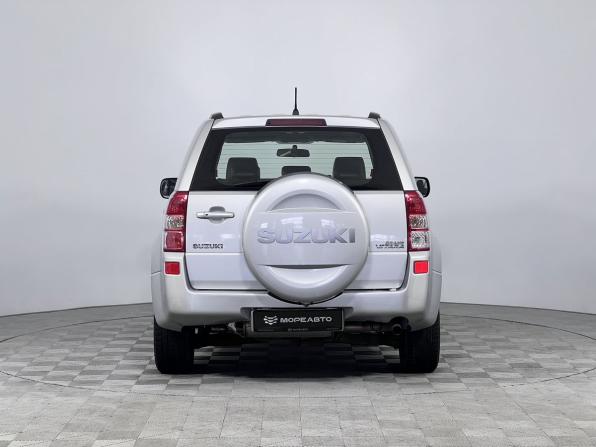 Suzuki Grand Vitara II с пробегом 2007 года, цена 900 000 рублей, 220000 км, внедорожник, Автокод Объявления
