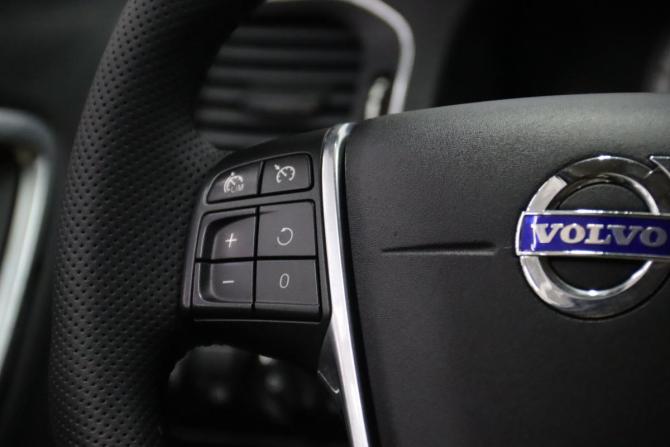Volvo S60 II с пробегом 2010 года, цена 825 250 рублей, 205480 км, седан, Автокод Объявления