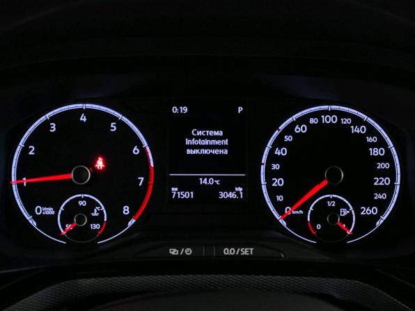 Volkswagen Polo VI с пробегом 2021 года, цена 1 789 000 рублей, 71501 км, лифтбек, Автокод Объявления