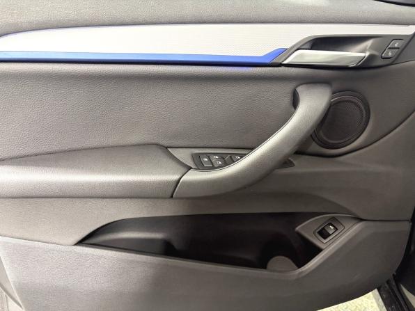 BMW X1 II (F48) Рестайлинг с пробегом 2020 года, цена 2 995 000 рублей, 107423 км, внедорожник, Автокод Объявления
