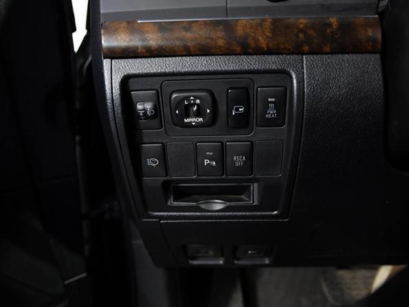 Toyota Land Cruiser 200 Series с пробегом 2011 года, цена 2 799 000 рублей, 257911 км, внедорожник, Автокод Объявления