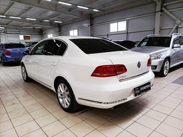 Volkswagen Passat B7 с пробегом 2013 года, цена 1 335 000 рублей, 233415 км, седан, Автокод Объявления