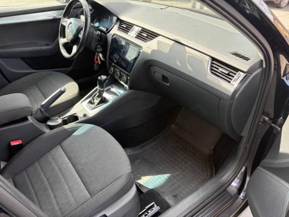 Skoda Octavia III (A7) с пробегом 2014 года, цена 1 360 000 рублей, 185000 км, лифтбек, Автокод Объявления