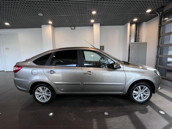 Lada (ВАЗ) Granta I Рестайлинг с пробегом 2019 года, цена 740 000 рублей, 64047 км, лифтбек, Автокод Объявления