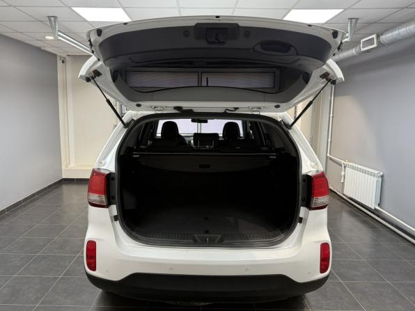 Kia Sorento II Рестайлинг с пробегом 2018 года, цена 1 750 000 рублей, 250000 км, внедорожник, Автокод Объявления